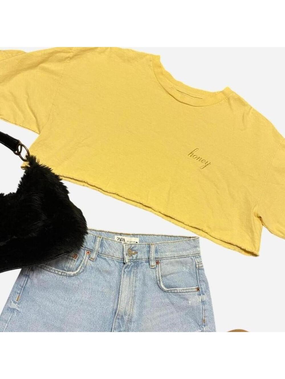 Brandy Melville J Galt Honey Baby Tee Yellow Cropped Y2K Top
